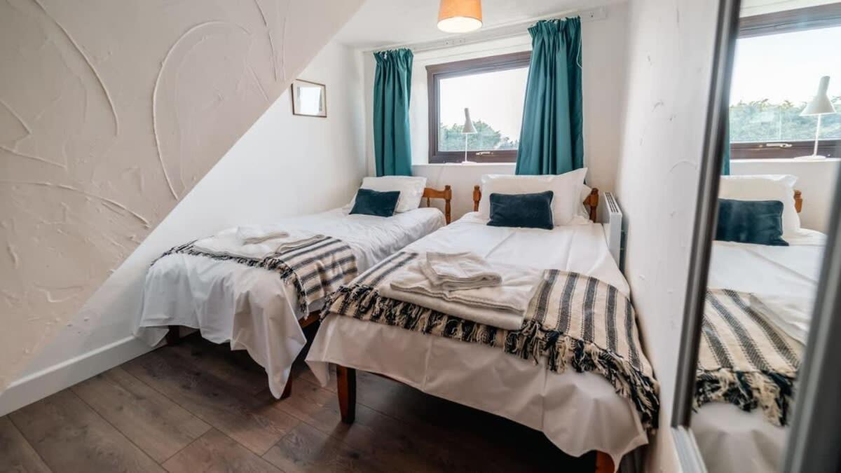 Lovely 2 Bedroom Coastal Cottage Near Bude Ngoại thất bức ảnh